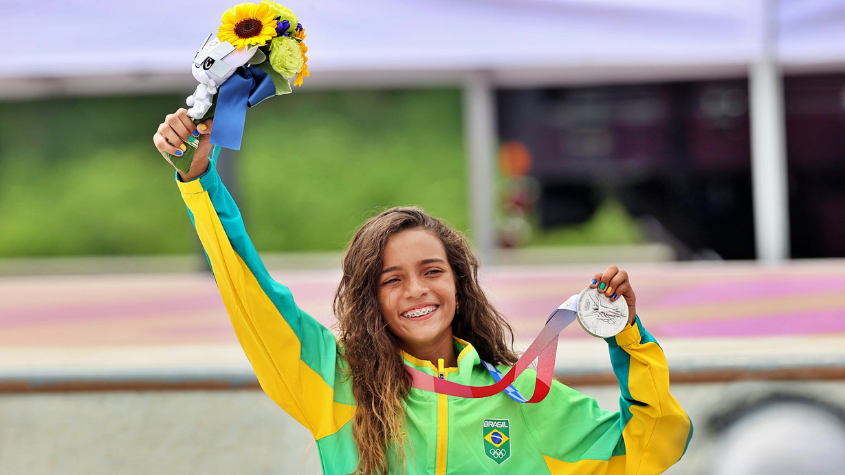 Rayssa ficou conhecida no Brasil e no exterior pelo apelido “fadinha” por causa de um vídeo em que a atleta está andando de skate, aos 7 anos, fantasiada de fada/Breno Barros/rededoesporte.gov.br