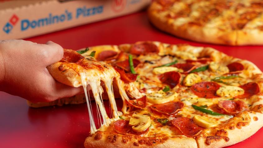 Calcula-se que 60% das vendas da Domino’s Pizza no Brasil provém dos canais digitais./Domino's Pizza