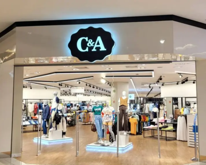 C&A conta com mais de 280 lojas em 125 cidades no Brasil/Divulgação