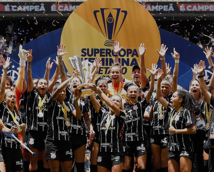 Corinthians, líder do Ranking Nacional de Clubes do Futebol Feminino da CBF, já registrou marcas como “Respeita as minas” e “As brabas”/Corinthians Futebol Feminino - Facebook