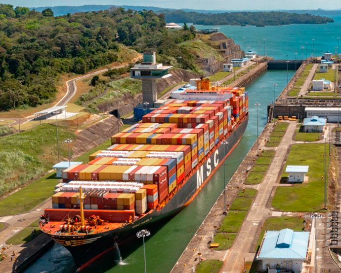 6% do comércio mundial de mercadorias transita pelo Canal do Panamá./ Retirado do site da Autoridade do Canal do Panamá (ACP).