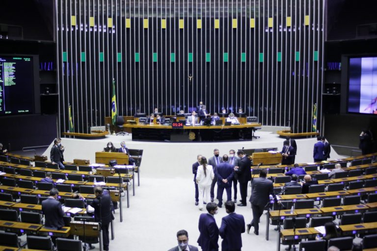 Cassinos, bingos e jogo do bicho são legalizados no Brasil