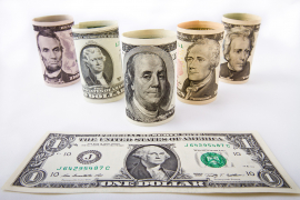 Moeda norte-americana vem perdendo valor frente às principais moedas mundiais/Pixabay