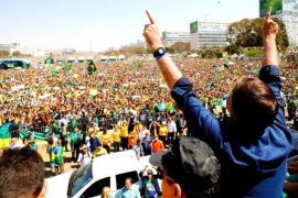 Bolsonaro, em ato em Brasília: manifestações antidemocráticas não geraram respostas concretas/ Alan Santos/PR 
