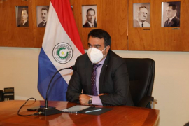 Oscar Llamosas, Ministro da Fazenda do Paraguai. /Ministerio de Hacienda de Paraguay