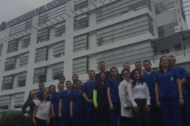 Oncólogos del Occidente tem oito unidades em território colombiano e presta serviços de oncologia. / Retirado do site da empresa.