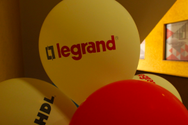 A segunda compra fortalece a presença da Legrand no mercado brasileiro./Legrand - Facebook