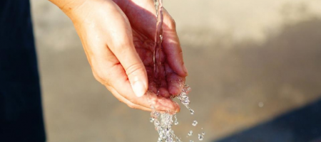A Iguá Saneamento presta serviços de captação, tratamento e distribuição de água e de coleta, afastamento e tratamento de esgoto em 37 municípios de cinco estados brasileiros/Pixabay