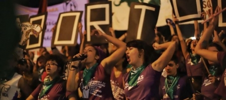 Manifestação a favor da liberação do aborto na Praça Rooseveld, no Centro de São Paulo/ Roberto Parizotti/Fotos Públicas