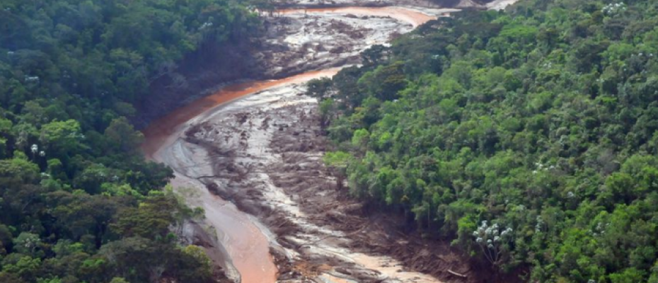 Processo busca responsabilizar a BHP, empresa anglo-australiana por seu papel no rompimento da Barragem de Fundão, em Mariana (MG)/Agência Brasil